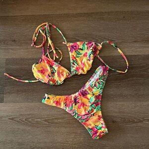 Bareminimale Santa Cruz Bikini